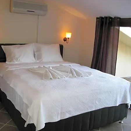 Sleeps 24 Pool Air Con Wifi Villa