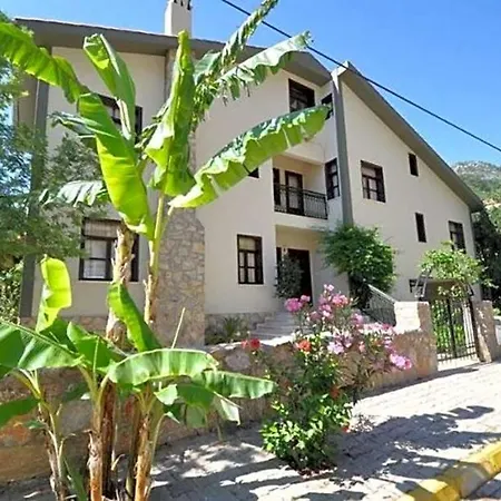 Sleeps 24 Pool Air Con Wifi 빌라 말마리스